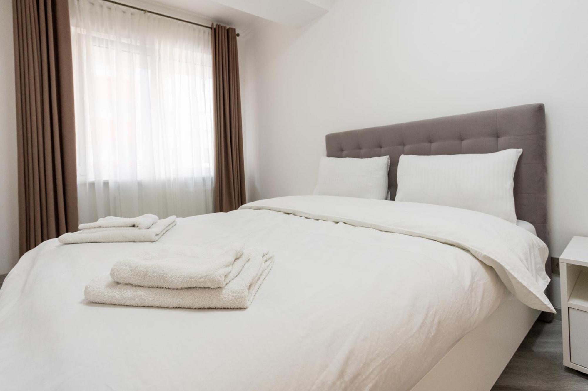 New With 2 Bedrooms In *