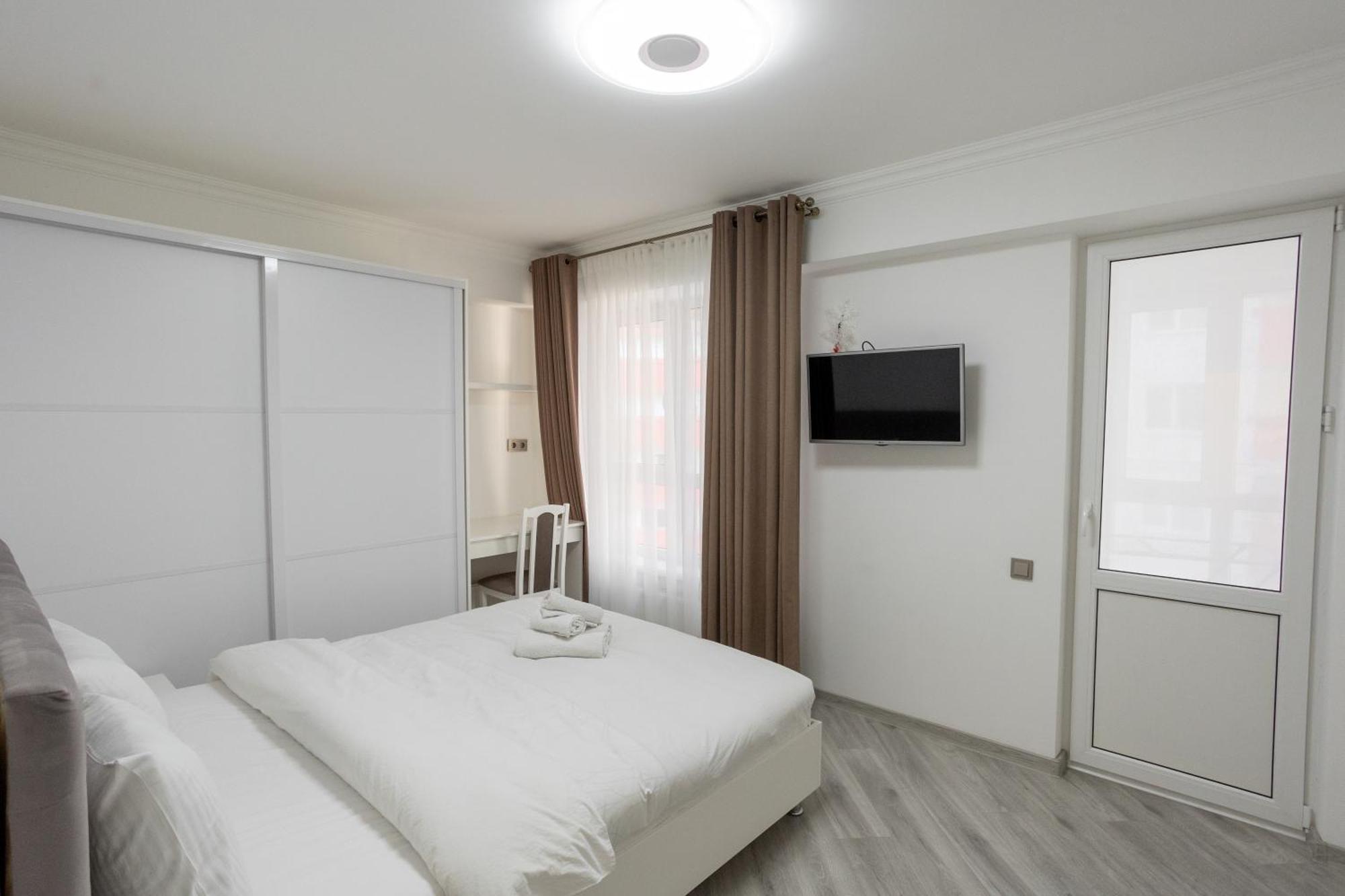 Apartment New With 2 Bedrooms In